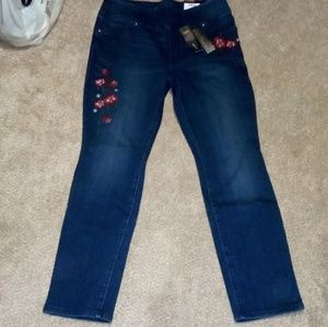 Floral Embroidered Jeans